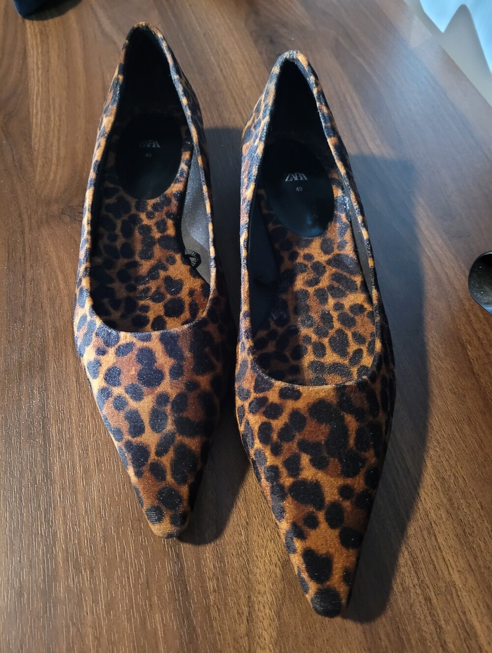 ZARA Leopard-Print Pointed Toe Flats in Brown and Black